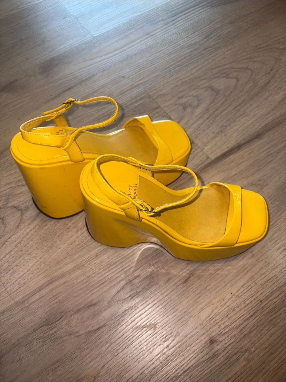 Jeffrey Campbell statement platform